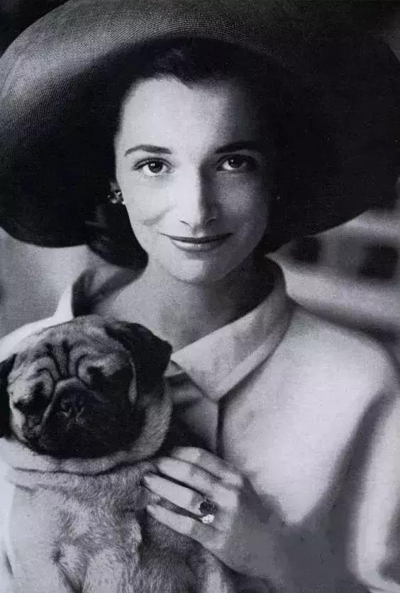 早春必买的十款包包品牌,最值得买的10款包包品牌