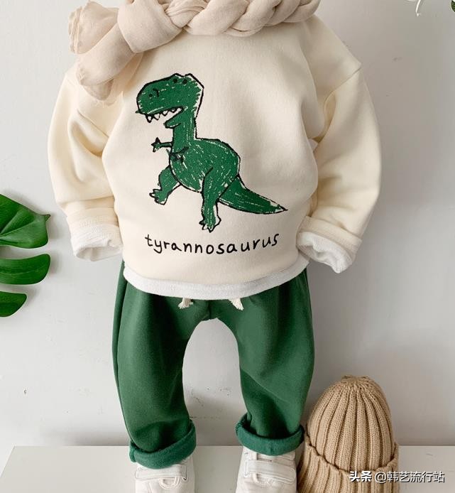 童装款式流行趋势调查,看好韩版童装的个性与活力