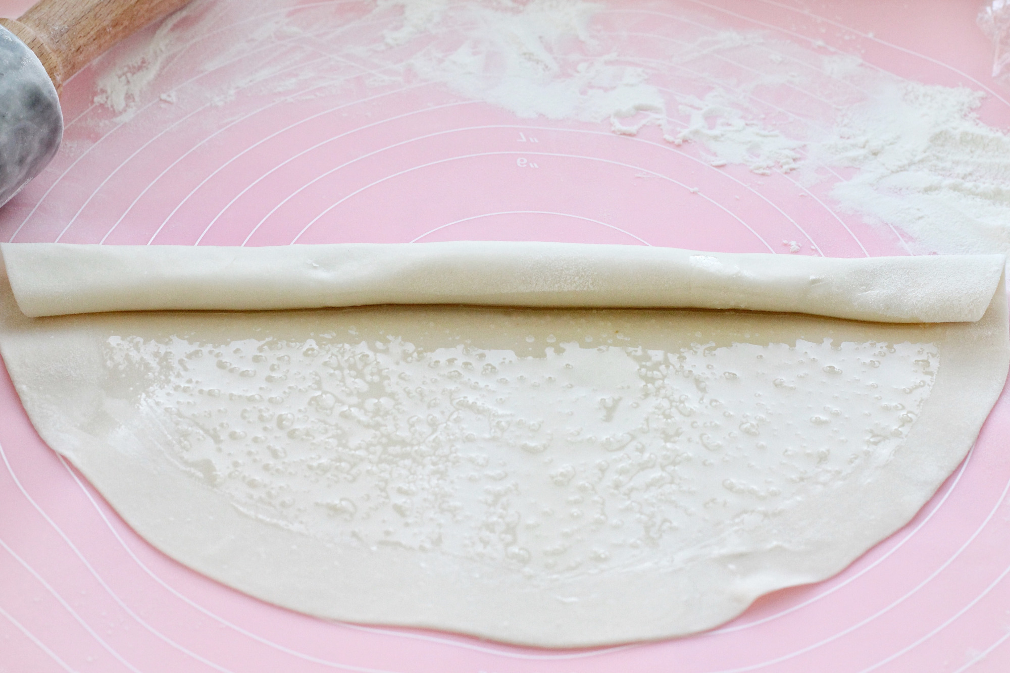 油饼怎么烙才能不糊又脆,烙油饼怎么做不硬又酥脆