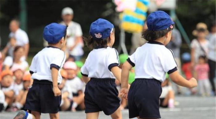 幼儿园超前教学对一年级的危害,幼儿园超前教学的危害