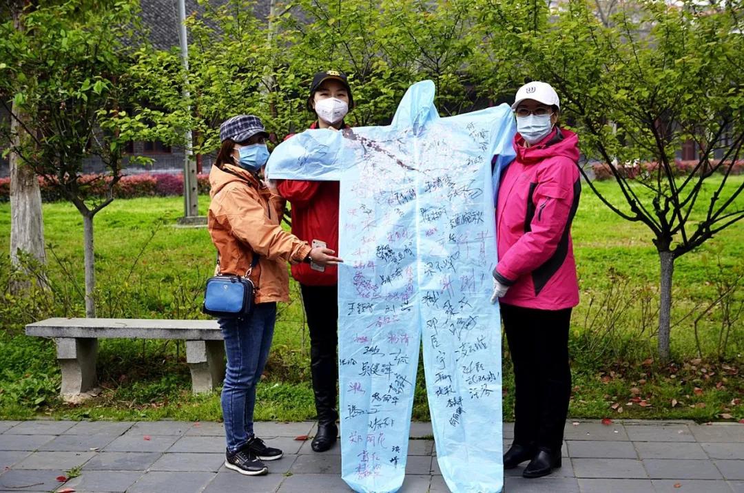 网红窗帘第一集,网红窗帘连续剧谁拍的