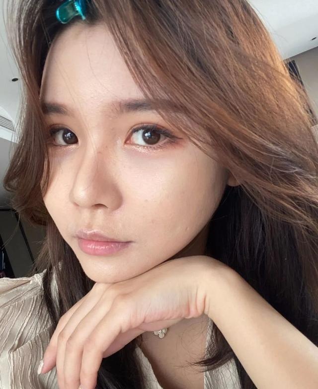 又翻车了，被gay骗感情，为捞钱无下限？