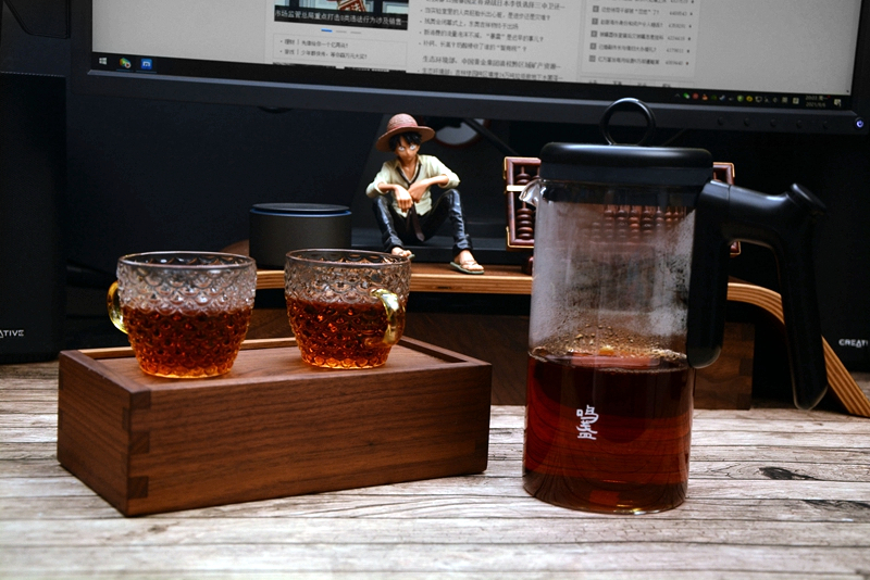 鸣盏飘逸壶评测,鸣盏飘逸壶测评