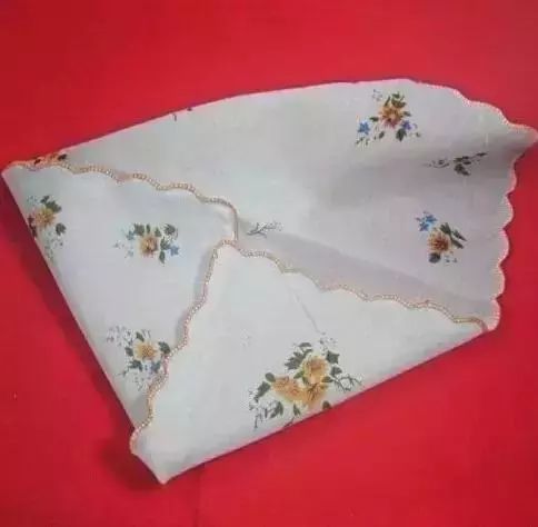 本溪人小时候穿过的爆款，太时髦了！你穿过几件？