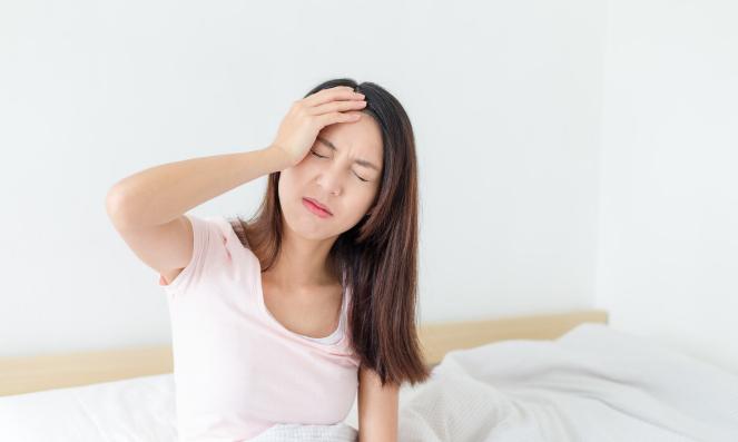 睡觉时的三种表现说明脑血管堵了,睡觉有这三种现象暗示血管已堵