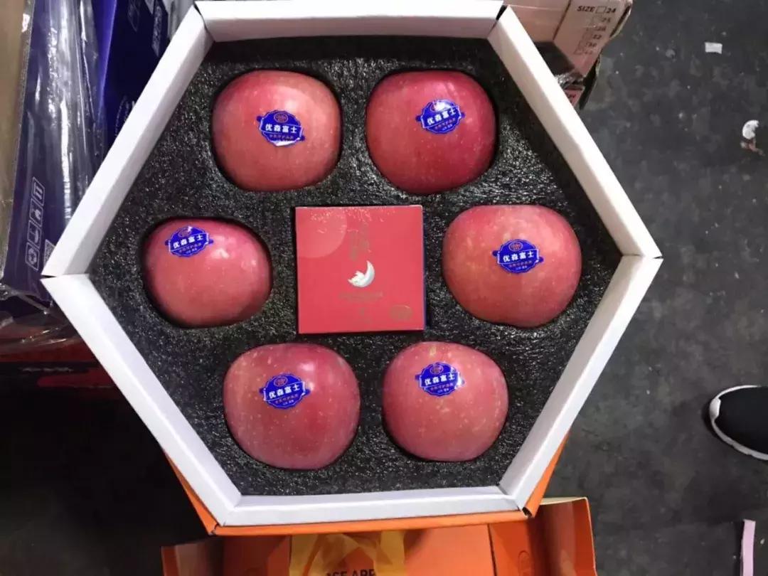 进口水果贵的原因在哪里,进口水果有哪些猫腻