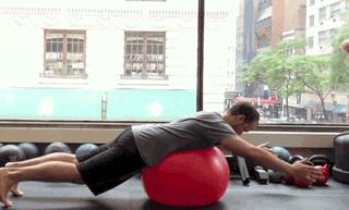 改善蝴蝶背的方法,天生的蝴蝶背能改善吗