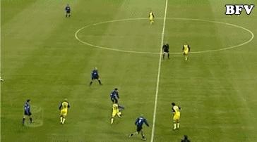 球迷最佳模仿对象,“边路天尊”的盘带技术如何实现?