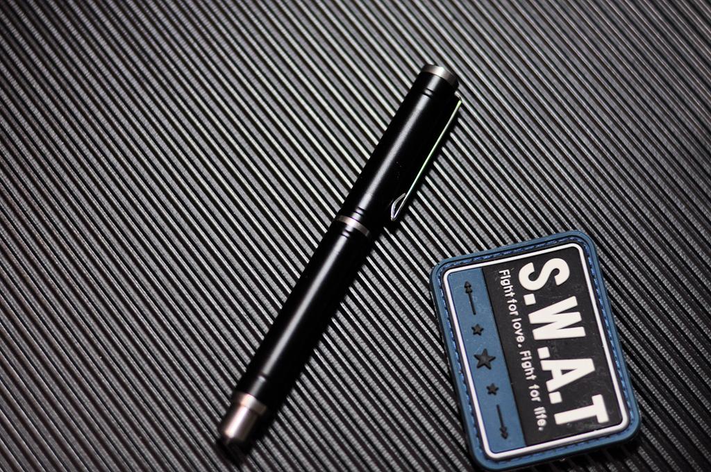 我叫战术笔，我也够商务，途耐精英Elite战术笔体验