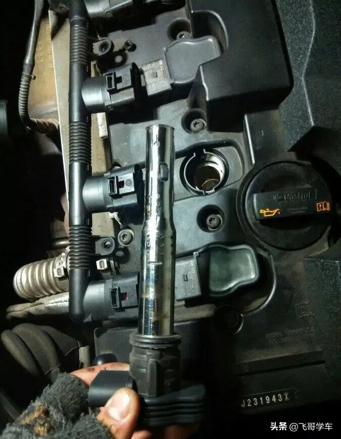 2011款2.0t奥迪a6l,最新款奥迪a6l更换火花塞教程