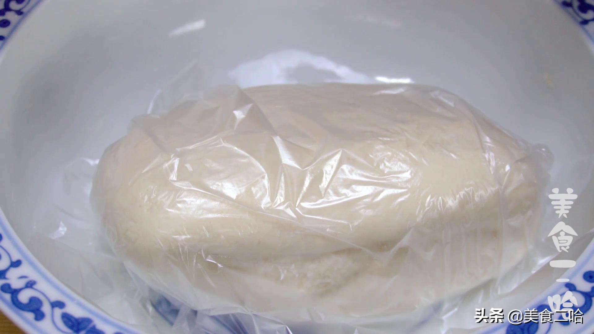 千层烙饼怎么和面做又软又好吃,千层发面烙饼的最简单制作方法