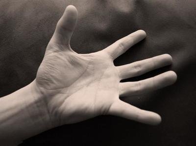 早上起床浑身关节僵硬该怎么治疗,关节僵硬是骨科棘手问题么