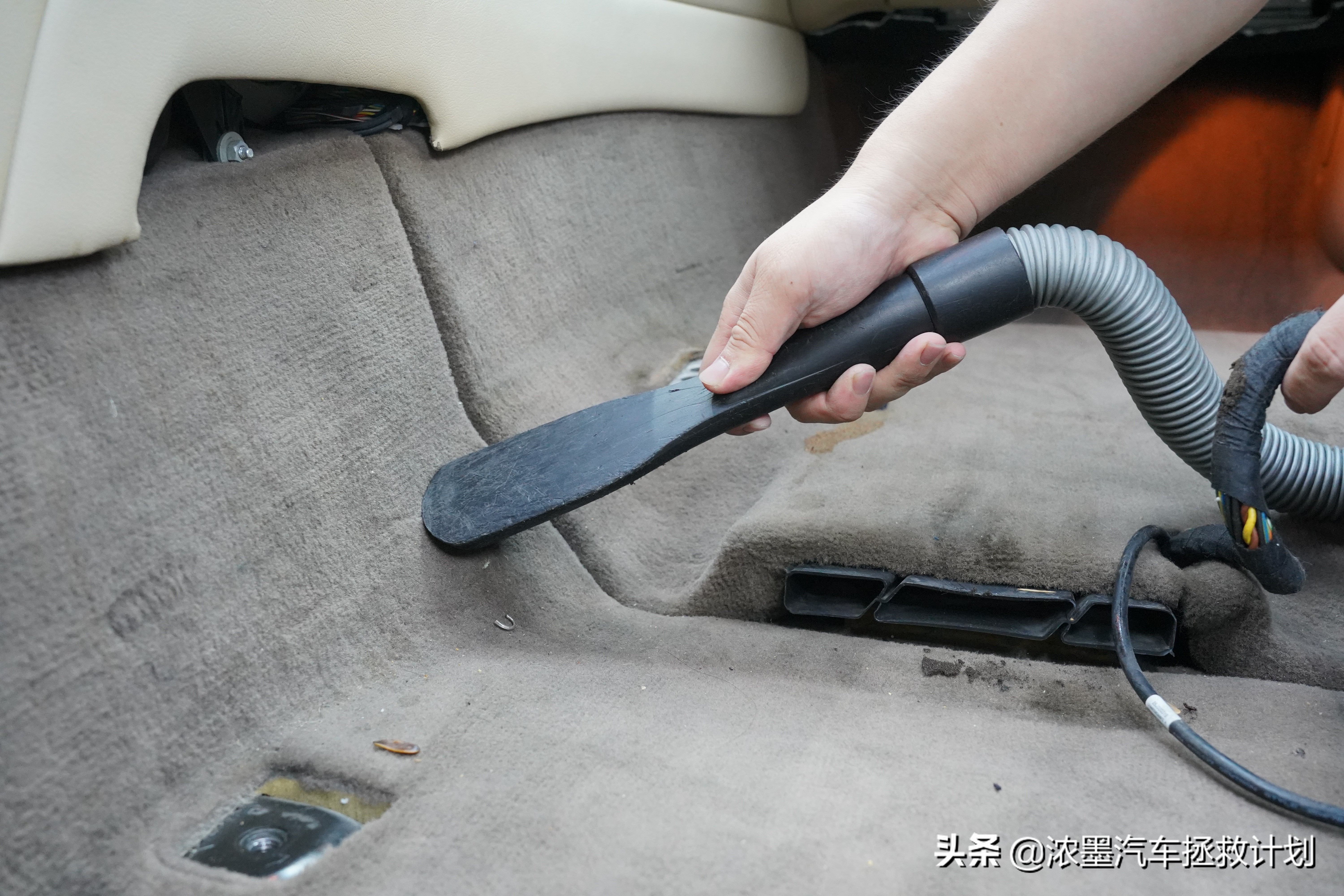 专业维修整备老款捷豹xj系列,老款捷豹xj整备视频