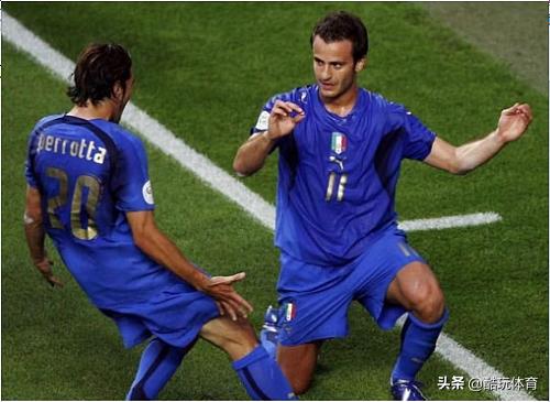 你们进球后有什么专属的庆祝动作,进球庆祝10大动作