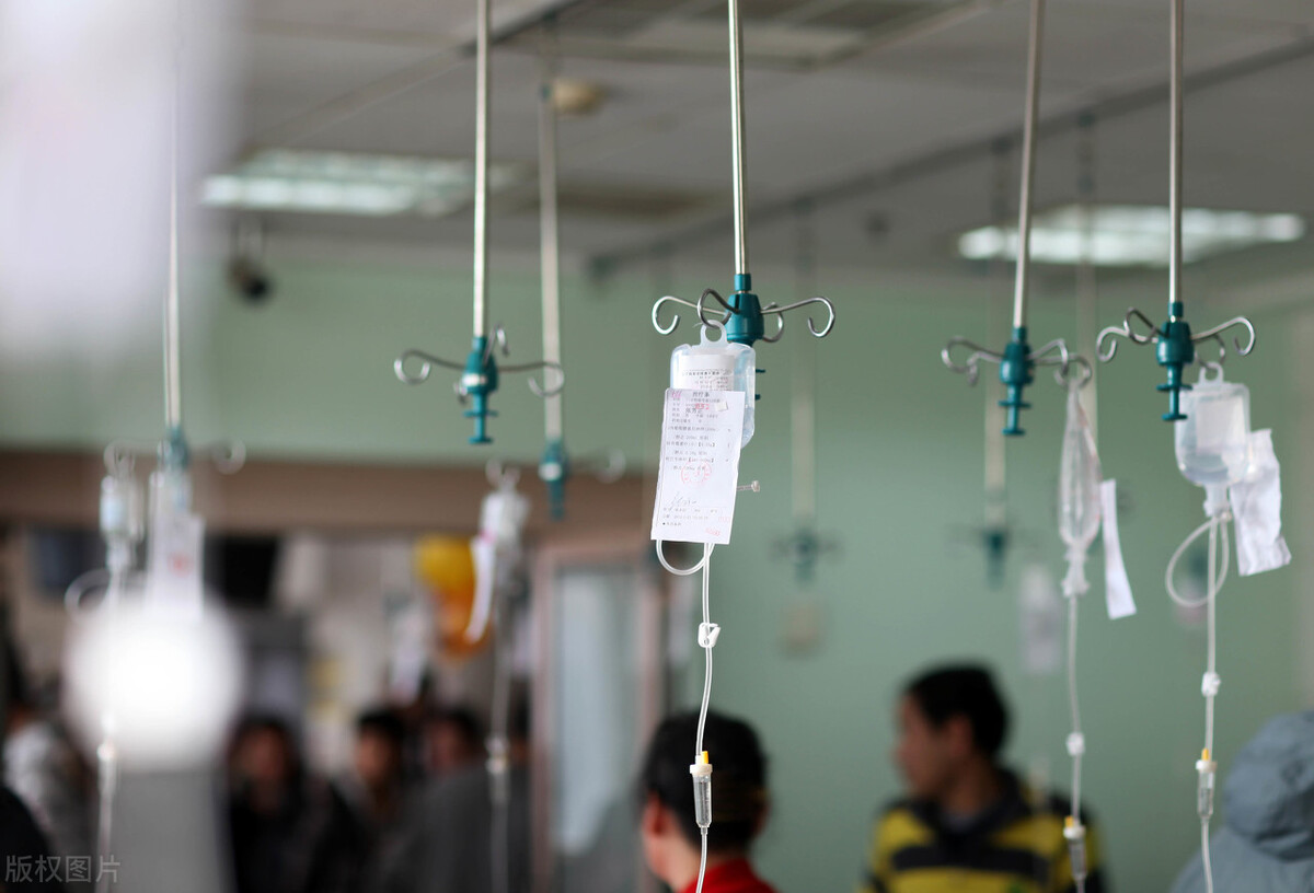 医疗器械店违规销售药品,医疗机构药品风险管理