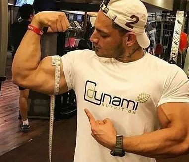 手臂臂围突破训练,新手虐手臂最好的6个动作