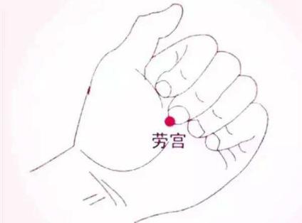 宝宝口腔溃疡不吃饭只吃奶怎么办,一岁半宝宝口腔溃疡晚上频繁哭闹