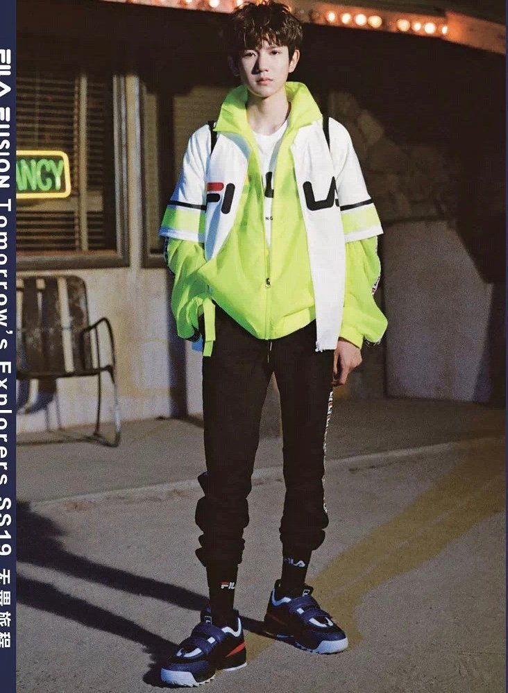 运动服阿迪达斯男,运动服男阿迪达斯