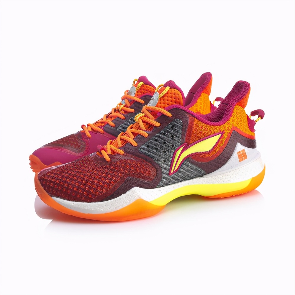 红血品牌浪凡,中国李宁最新联名款