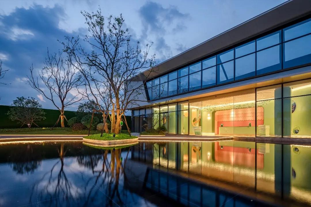 奔向2021的辉煌图片,奔向2021年的辉煌