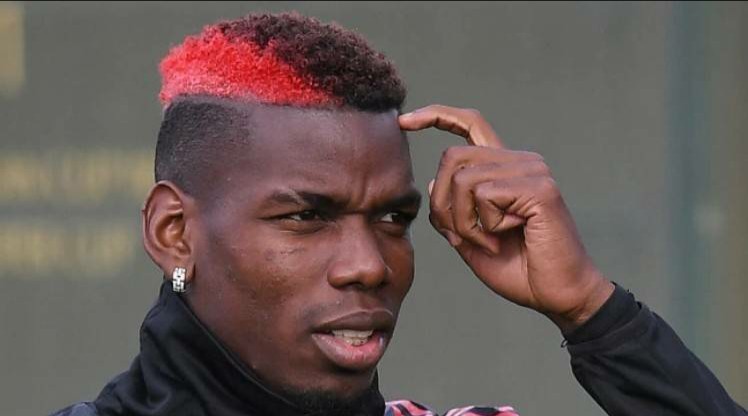 球星发型最多的是什么,曼联时期的c罗发型