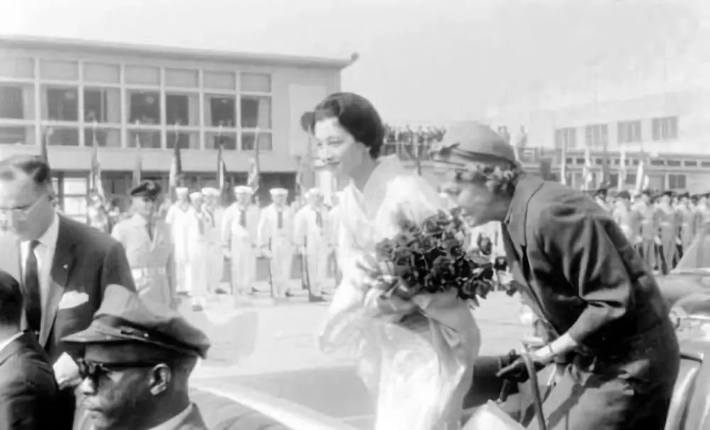 日本的第一位平民皇后,日本最美的平民皇后