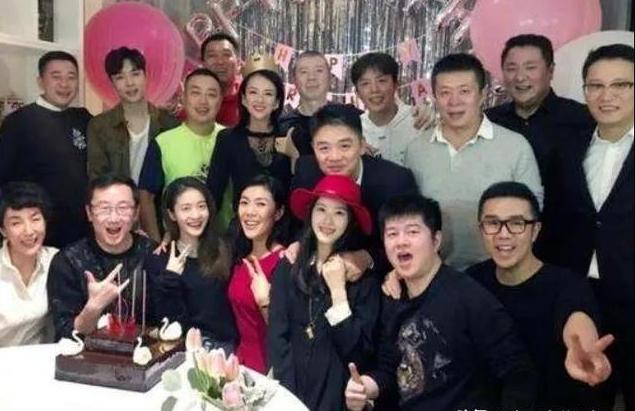 揭秘刘强东幕后不为人知的秘密,刘强东卸任后又有新消息吗