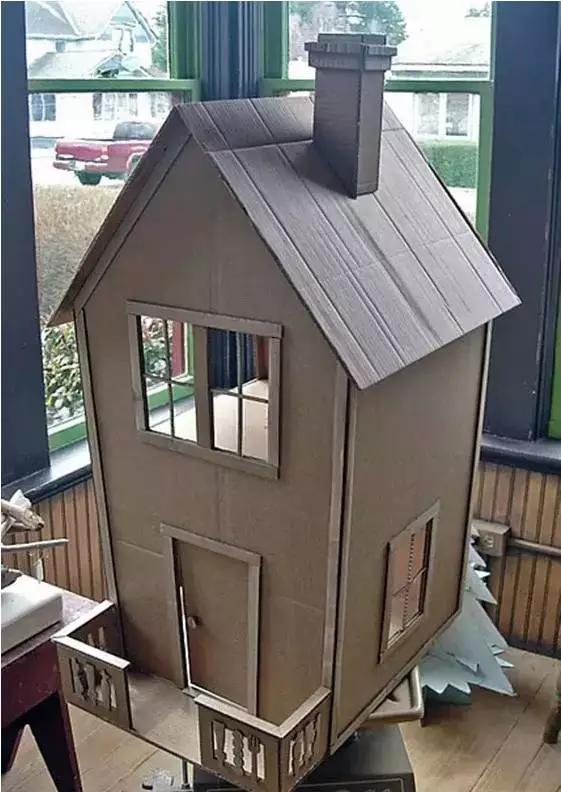 废旧纸盒制作儿童玩具房子,用纸箱做大黄蜂汽车详细教程