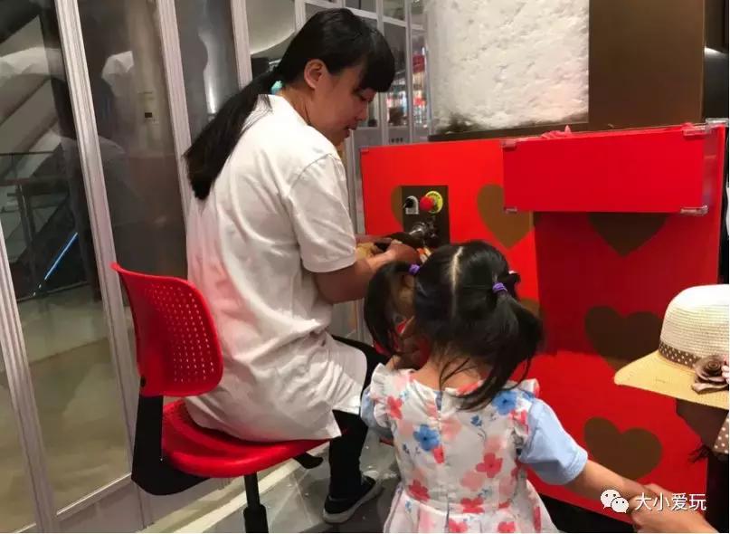 来自第五大道的明星玩具店落户北京，带你看爆红纽约的玩具天堂