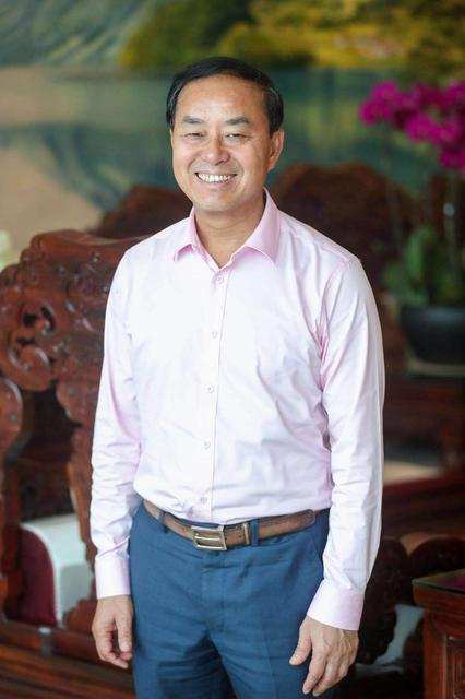 63岁掌舵人陈凯旋:用一袋洗衣粉打造出年入200亿的商业帝国