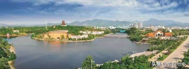 赣州五龙客家风情园客家围屋,五龙客家风情园客家宴会厅