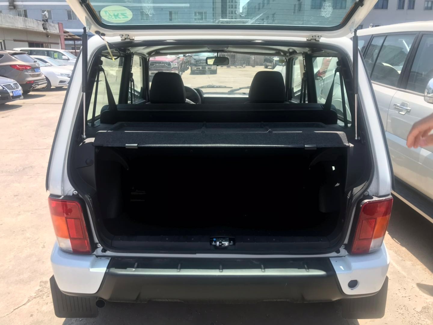 16款拉达尼瓦越野车,俄罗斯进口拉达尼瓦越野车