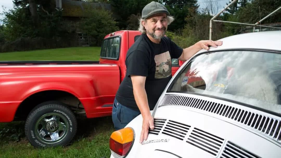 他和未婚妻处了5年，背地里居然买了14个橡胶娃娃！