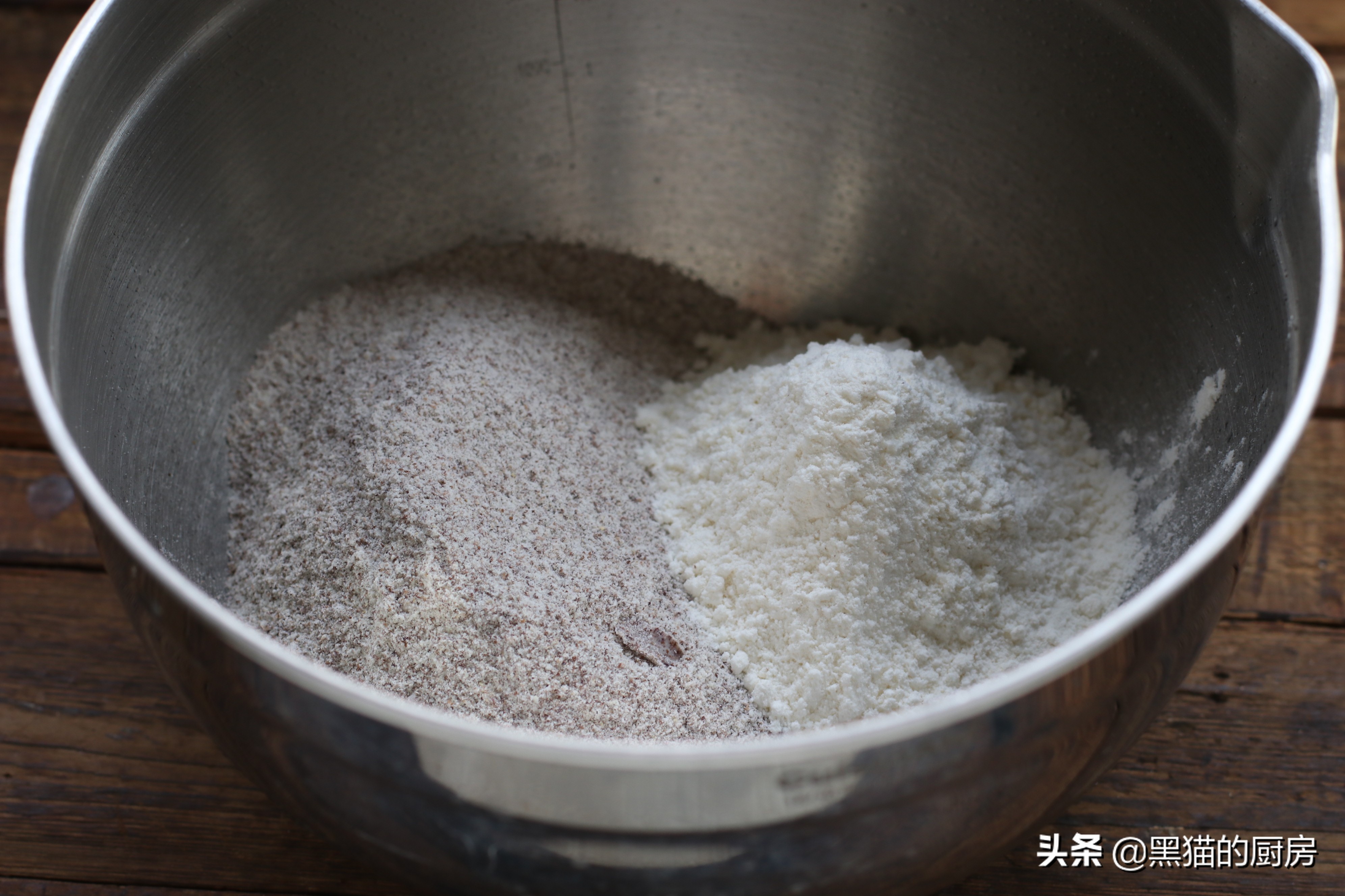 很多人不知道用它做成馒头，面香十足，碳水含量低，不用担心长胖