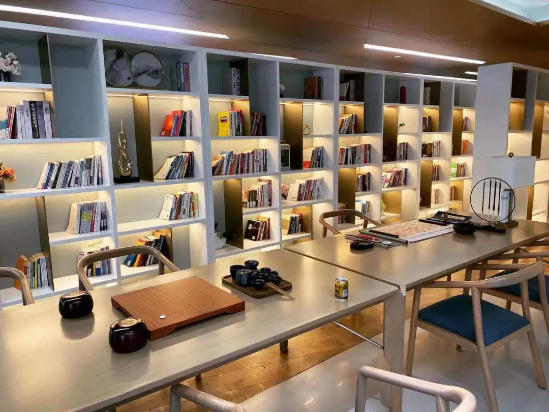 私人办理养老社区需要什么条件,交100万养老社区每年能领多钱分红