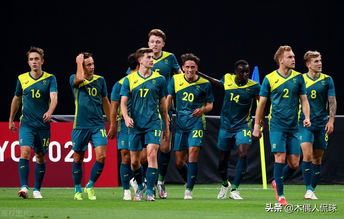 国足失利澳大利亚还能出线嘛,国足落败日本后李铁发言