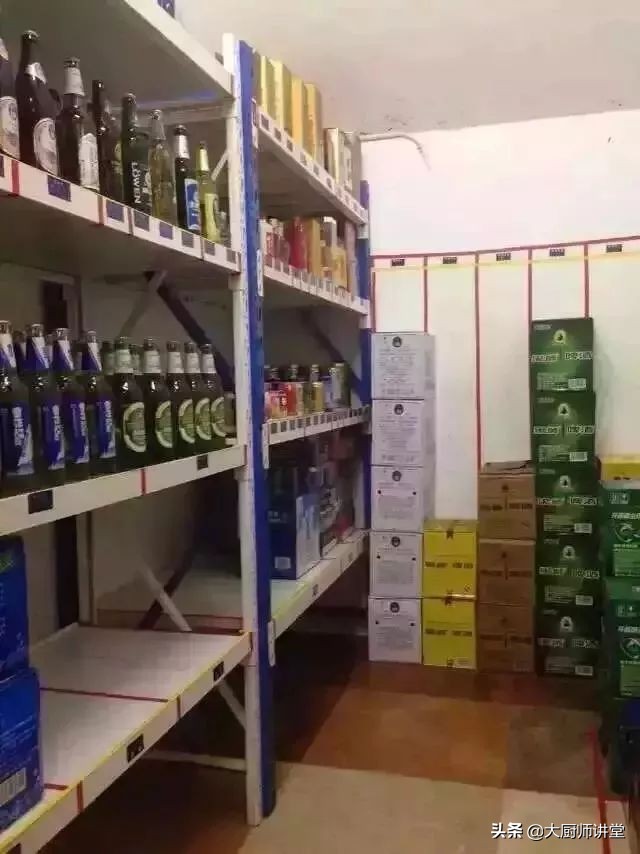 火爆全国的4D厨房到底是怎么样的？厨师长给你看看这些照片