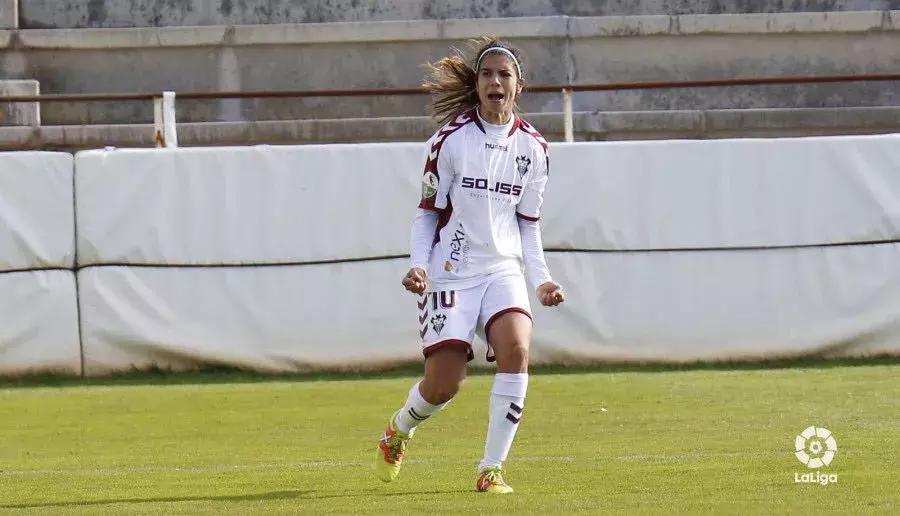 浣犺涪鐞冪殑鏍峰瓙鐪熺編浣滄枃,濮戝浣犲璺戠殑鏍峰瓙鐪熺編鍙ュ瓙