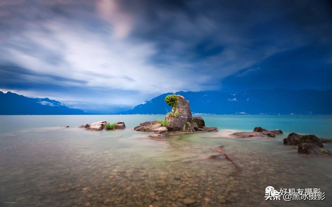 超广角和长焦镜头哪个更实用,广角镜头和长焦镜头优缺点