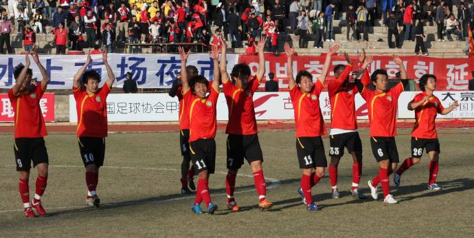 中甲赛场历经磨难，“长白虎”要想寻求好的活法唯有——主场为王！请看延边职业足球风云录（连载21）