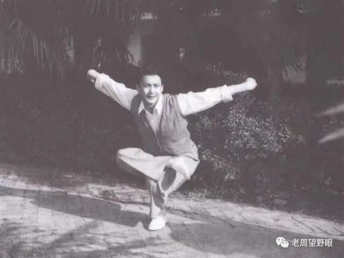 童双春滑稽演员,上海滑稽演员童双春年轻时