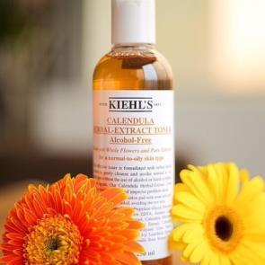 夏天最适合用的爽肤水,清爽补水,不闷痘,还能去除*血丝红**