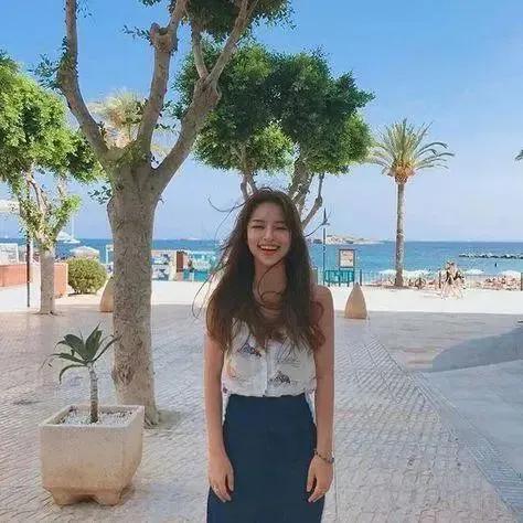 街拍复古风拍照姿势,街拍凹造型图片大全