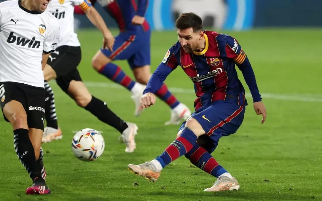 你的任意球是哪一种射门,你的任意球正在成为你的标志