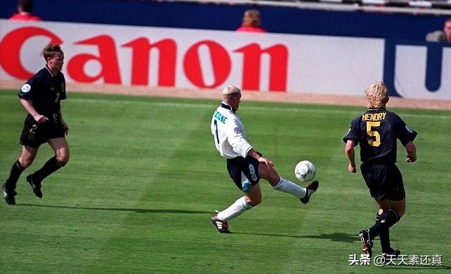 曼联朴智星进球视频,c罗任意球朴智星完美转弯