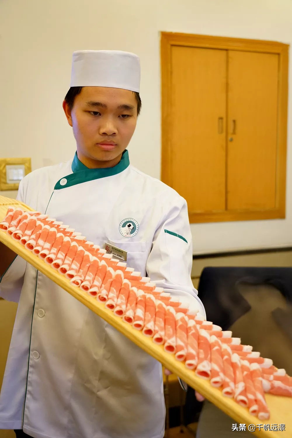 阳春四月春意盎然,阳春四月艳阳照