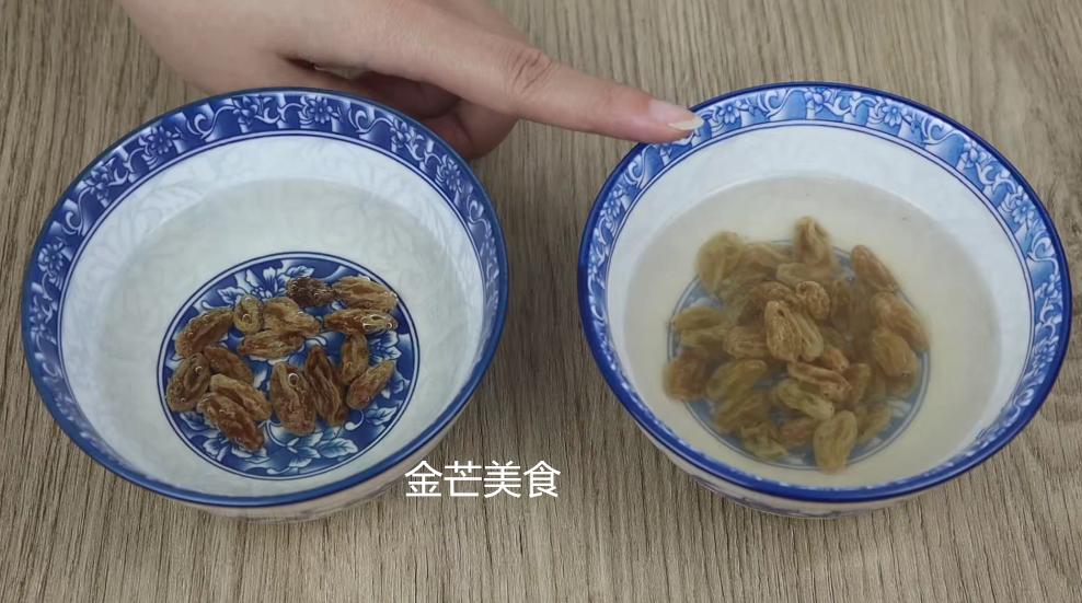 硫磺泡的葡萄干怎么识别,硫磺葡萄干和正常葡萄干的区别
