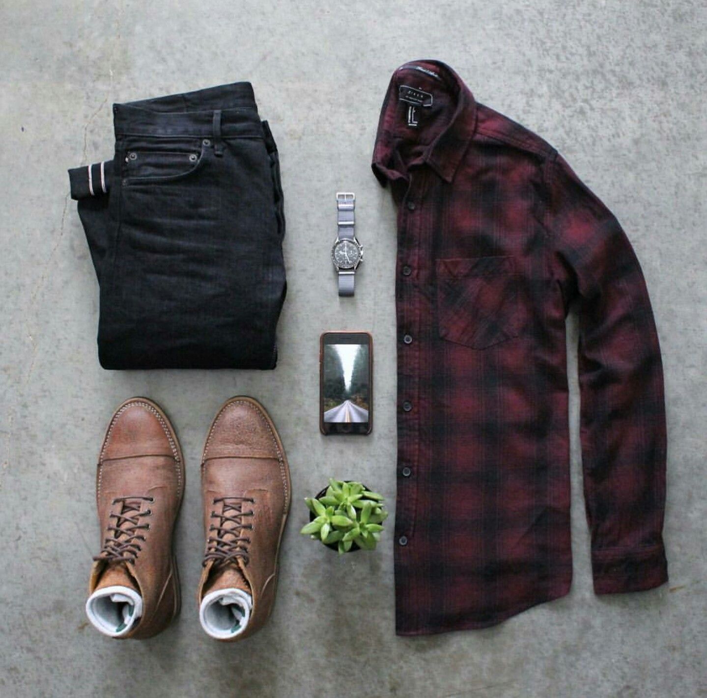 还有人不知道基础款怎么搭吗,高帮鞋应该怎么搭配