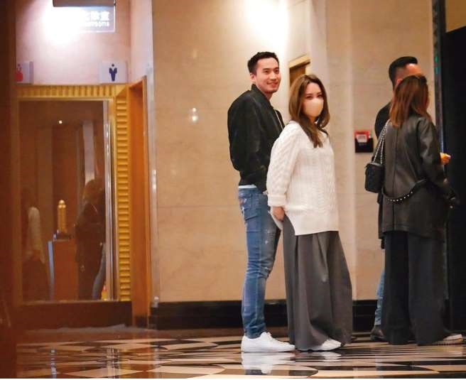 赚钱老婆花,阿娇和赖弘国王阳明