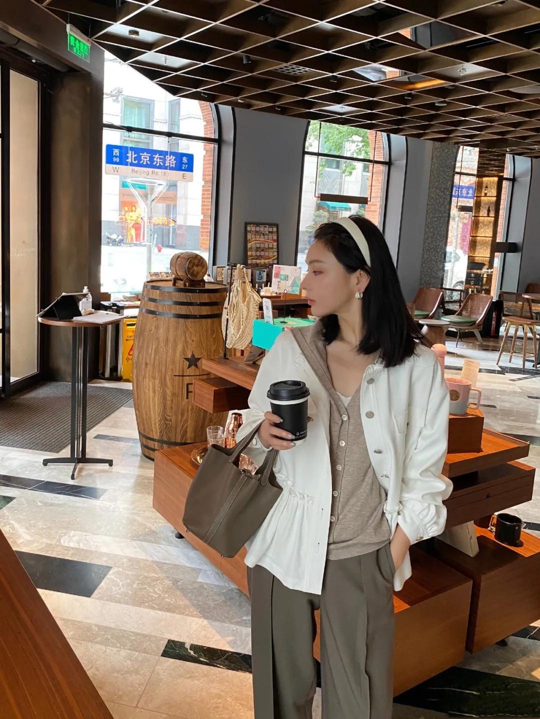 5套秋季穿搭简单时髦又漂亮哟,初秋30-40岁穿搭